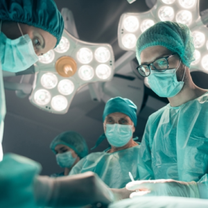 doctors performing surgery in Kendall, FL